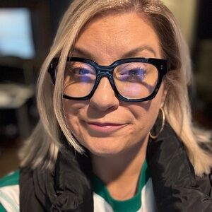 Meet your Posher, Jen